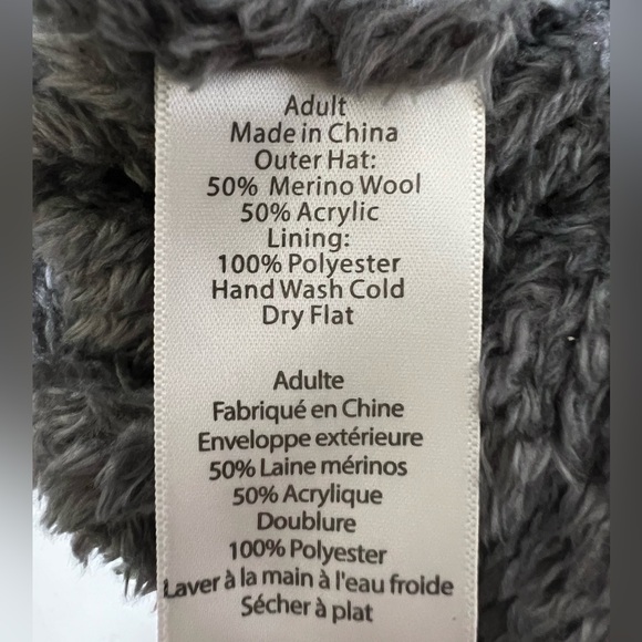 TurtleFur - Pom Beanie Hat Cable Knit Faux Fur Lined Gray Wool Blend Women’s cap - Picture 7 of 8